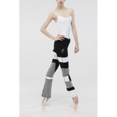 PANTALON CON FALDA EN TONOS NEGRO Y GRIS DE WEAR MOI PANTALON CON FALDA EN TONOS NEGRO Y GRIS DE WEAR MOI